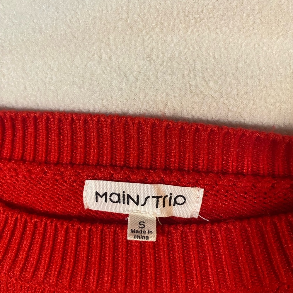 Boutique Main Strip Red Sweater White Bow Detail Small - Picture 3 of 7